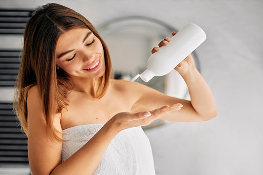 The Secret to Glowing Skin: Why Daily Moisturizing Matters